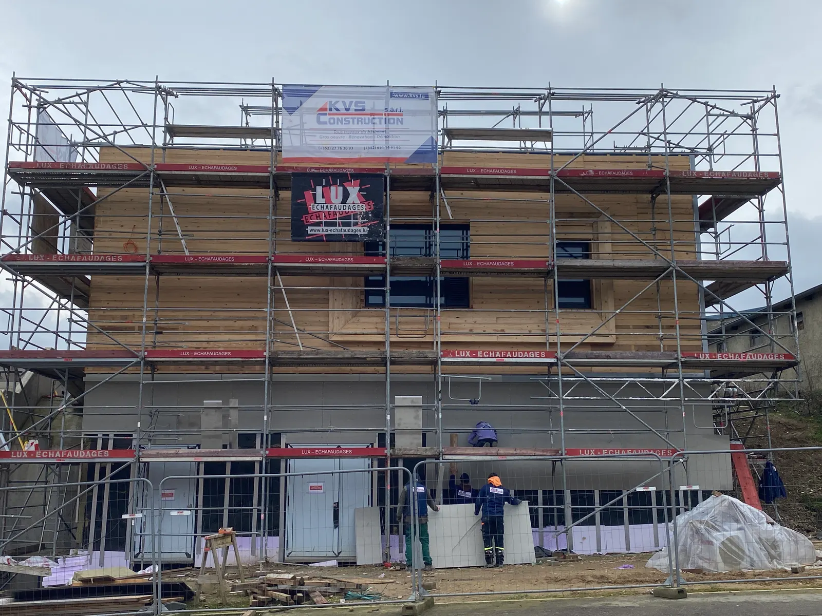 Réalisation de la façade du commissariat de Police Syrdall à Niederanven (LUX)